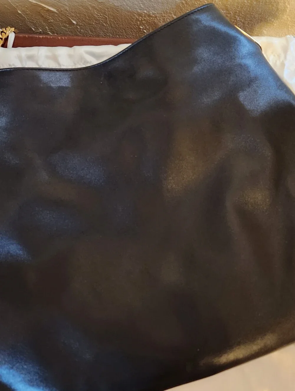 Gucci 1970 Black Leather Shoulder Bag - Picture 6 of 13